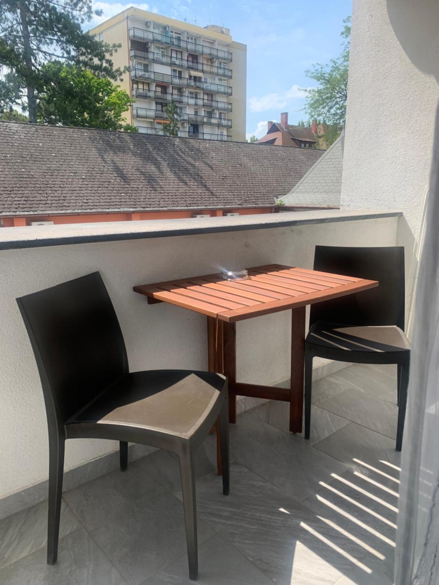 City Panzio Balatonlelle Exterior photo
